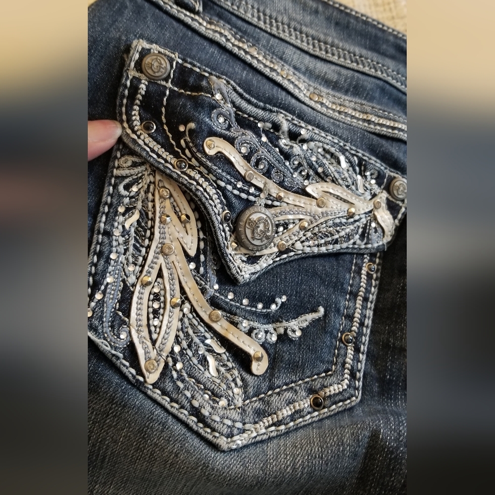 Grace in LA Women's Bootcut Stretch with Gorgeous Embroidered Detail